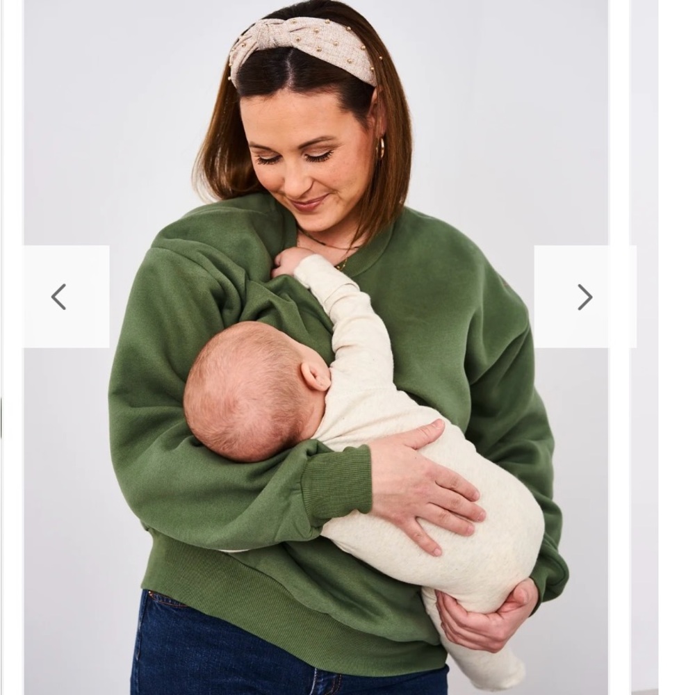 NWT xs latched mama 635 snuggle up